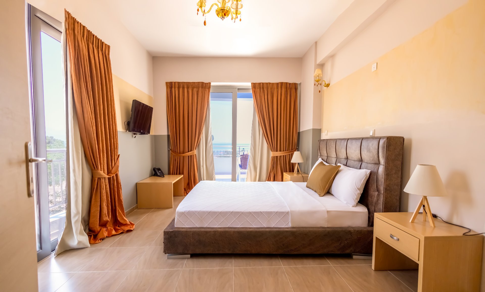suite-room-resized